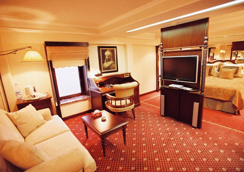 Boutique Palace Hotel Баку Стая снимка
